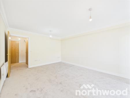 2 bedroom Flat for sale in Windsor Court, Singleton, Ashford, TN23