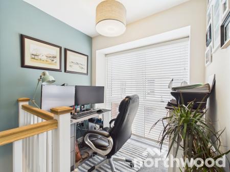 3 bedroom Link detached house for sale in Pochard Drive, Conningbrook Lakes, Ashford, TN24