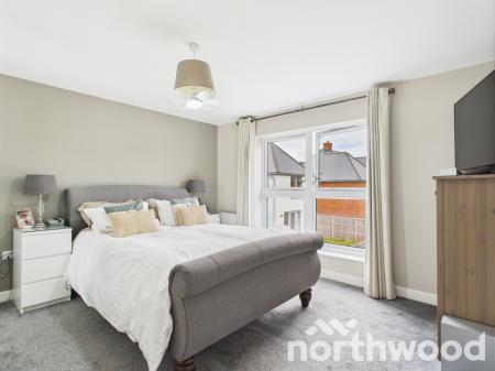 3 bedroom Link detached house for sale in Pochard Drive, Conningbrook Lakes, Ashford, TN24