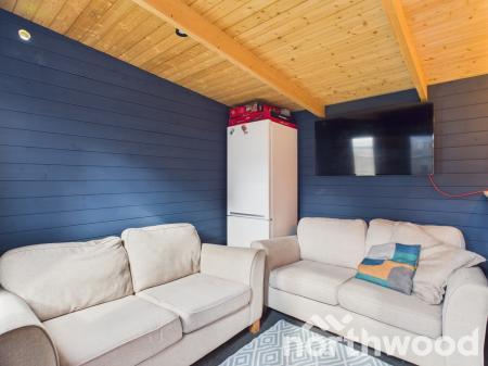 3 bedroom Link detached house for sale in Pochard Drive, Conningbrook Lakes, Ashford, TN24