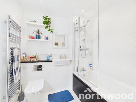 3 bedroom Link detached house for sale in Pochard Drive, Conningbrook Lakes, Ashford, TN24