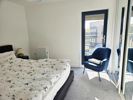 2 bedroom Flat to let in Hampton Place, Ashford, TN23