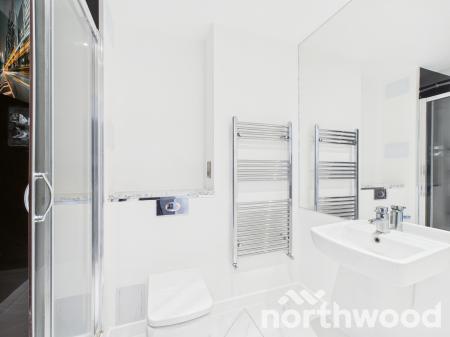 2 bedroom Flat to let in Victoria Crescent, Ashford, TN23