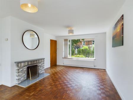 3 bedroom Detached house to let in Wye Road, Boughton Aluph, TN25