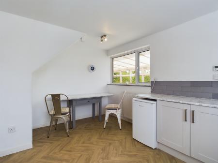 3 bedroom Detached house to let in Wye Road, Boughton Aluph, TN25