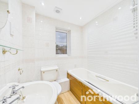 4 bedroom Detached house for sale in James Allchin Gardens, Little Burton Farm, Ashford, TN24