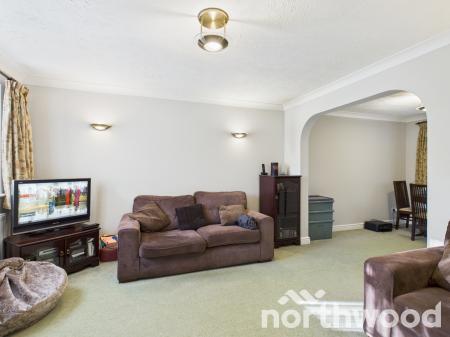 3 bedroom Semi-detached house for sale in Farrier Close, Orchard Heights, Ashford, TN25