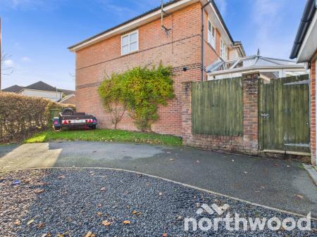 3 bedroom Semi-detached house for sale in Farrier Close, Orchard Heights, Ashford, TN25