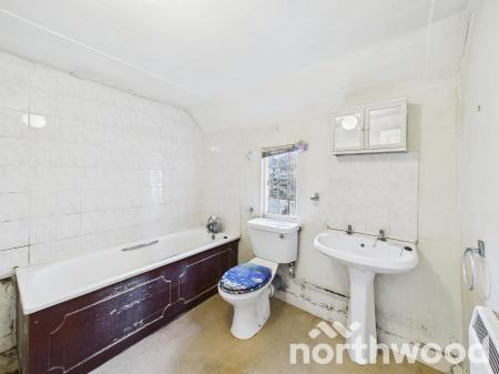 2 bedroom End of terrace house for sale in Norwood Street, Town Centre, Ashford, TN23