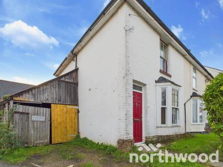 2 bedroom End of terrace house for sale in Norwood Street, Town Centre, Ashford, TN23
