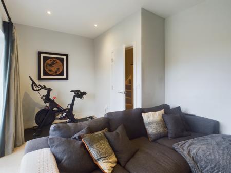 4 bedroom Town house to let in Chilmington Avenue, Chilmington Green, Ashford, TN23