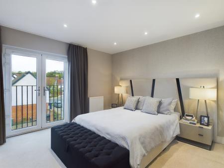 4 bedroom Town house to let in Chilmington Avenue, Chilmington Green, Ashford, TN23