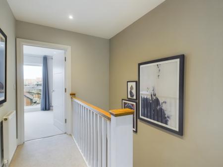 4 bedroom Town house to let in Chilmington Avenue, Chilmington Green, Ashford, TN23