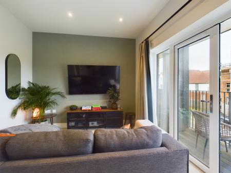 4 bedroom Town house to let in Chilmington Avenue, Chilmington Green, Ashford, TN23