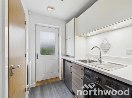 2 bedroom Semi-detached house for sale in Nuthatch Drive, Finberry, Ashford, TN25