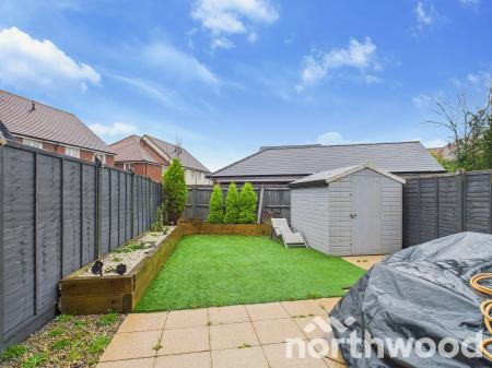 2 bedroom Semi-detached house for sale in Nuthatch Drive, Finberry, Ashford, TN25