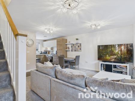 2 bedroom Semi-detached house for sale in Nuthatch Drive, Finberry, Ashford, TN25