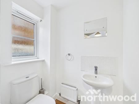4 bedroom Terraced House to let in Barley Mow View, Repton Park, Ashford, TN23