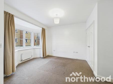 4 bedroom Terraced House to let in Barley Mow View, Repton Park, Ashford, TN23