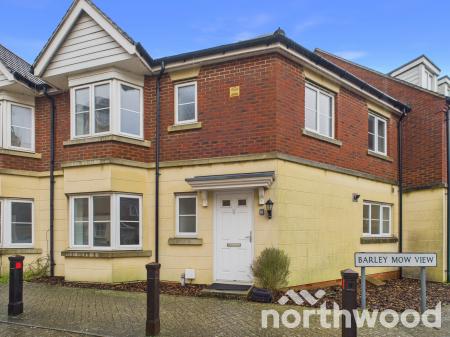 4 bedroom Terraced House to let in Barley Mow View, Repton Park, Ashford, TN23