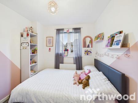 4 bedroom Semi-detached house for sale in Heritage Road, Bridgefield, Ashford, TN25