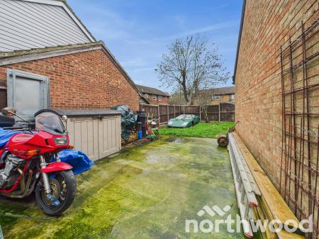 2 bedroom Bungalow for sale in Eggringe, Singleton, Ashford, TN23