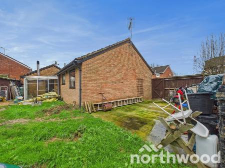 2 bedroom Bungalow for sale in Eggringe, Singleton, Ashford, TN23