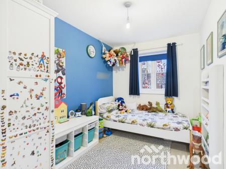 3 bedroom Terraced House for sale in Lodge Close, Singleton, Ashford, TN23