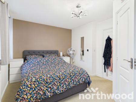 3 bedroom Terraced House for sale in Lodge Close, Singleton, Ashford, TN23