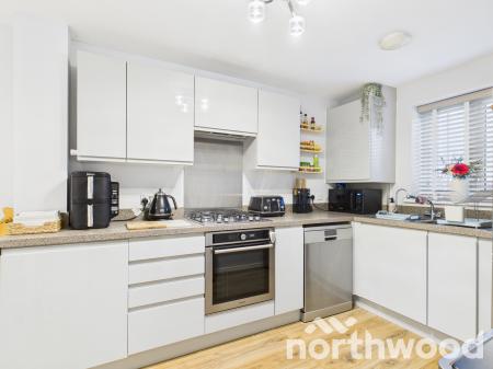 3 bedroom Terraced House for sale in Lodge Close, Singleton, Ashford, TN23