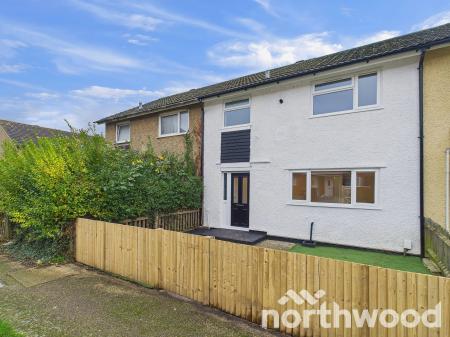 3 bedroom Terraced House for sale in Brenchley Close, South Ashford, Ashford, TN23