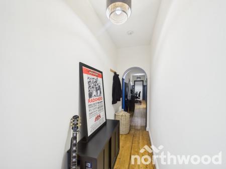 2 bedroom Flat for sale in Grove Flats, Pluckley, TN27