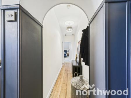 2 bedroom Flat for sale in Grove Flats, Pluckley, TN27