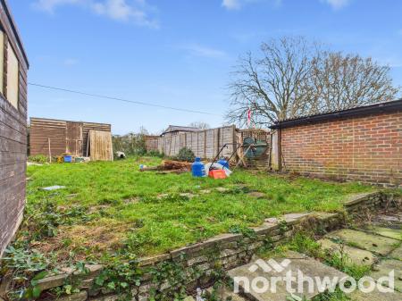 3 bedroom Semi-detached house for sale in Noakes Meadow, South Ashford, Ashford, TN23