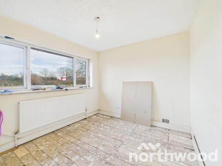 3 bedroom Semi-detached house for sale in Noakes Meadow, South Ashford, Ashford, TN23