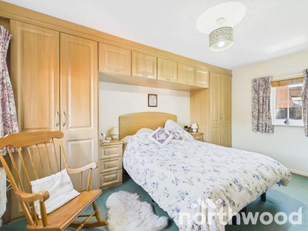 3 bedroom Semi-detached house for sale in Deyley Way, Singleton, Ashford, TN23