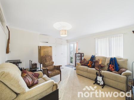 3 bedroom Bungalow for sale in Coast Drive, Romney Marsh, Lydd On Sea, TN29