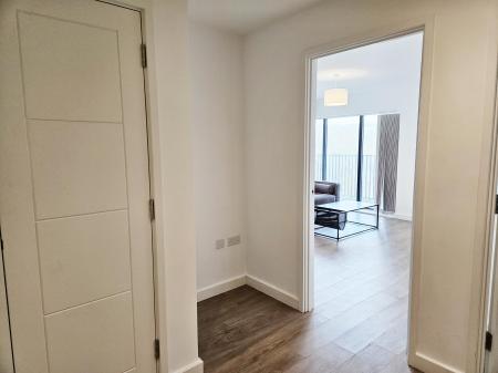 1 bedroom Flat to let in Hampton Place, Ashford, TN23