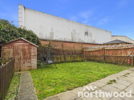 3 bedroom Detached house to let in Albert Reed Gardens, Tovil, Maidstone, ME15