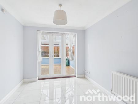 3 bedroom Detached house to let in Albert Reed Gardens, Tovil, Maidstone, ME15