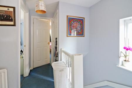 3 bedroom Detached house to let in Albert Reed Gardens, Tovil, Maidstone, ME15