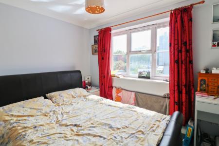 3 bedroom Detached house to let in Albert Reed Gardens, Tovil, Maidstone, ME15