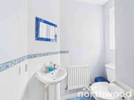 3 bedroom Detached house to let in Albert Reed Gardens, Tovil, Maidstone, ME15