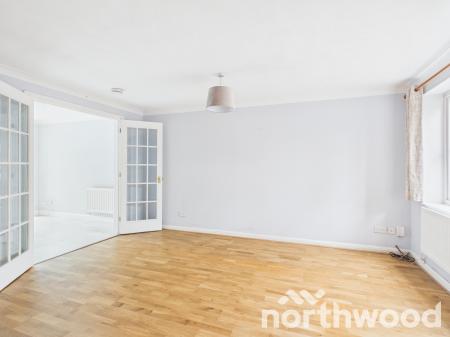 3 bedroom Detached house to let in Albert Reed Gardens, Tovil, Maidstone, ME15