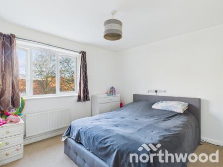 1 bedroom Flat for sale in Sir Henry Brackenbury Road, Repton Park, Ashford, TN23