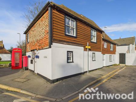 3 bedroom Character Property for sale in 1 Coronation Square, Romney Marsh, Lydd, TN29