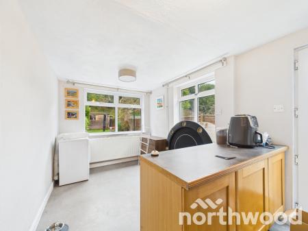 3 bedroom Terraced House for sale in Lower Queens Road, Town Centre, Ashford, TN24