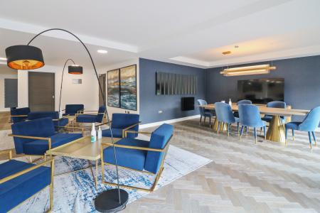 2 bedroom Flat for sale in George Street, Victoria Point, Ashford, TN23