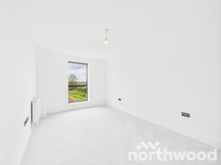 5 bedroom Detached house for sale in Meadow Farm, Great Chart, Ashford, TN23