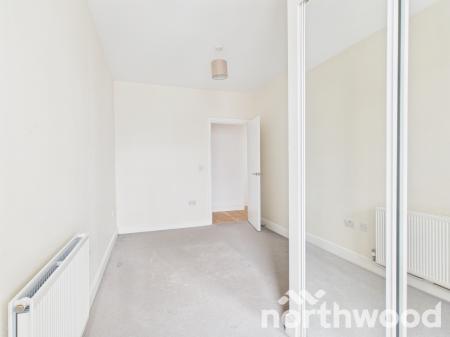 2 bedroom Flat to let in Park Street, Ashford, TN24
